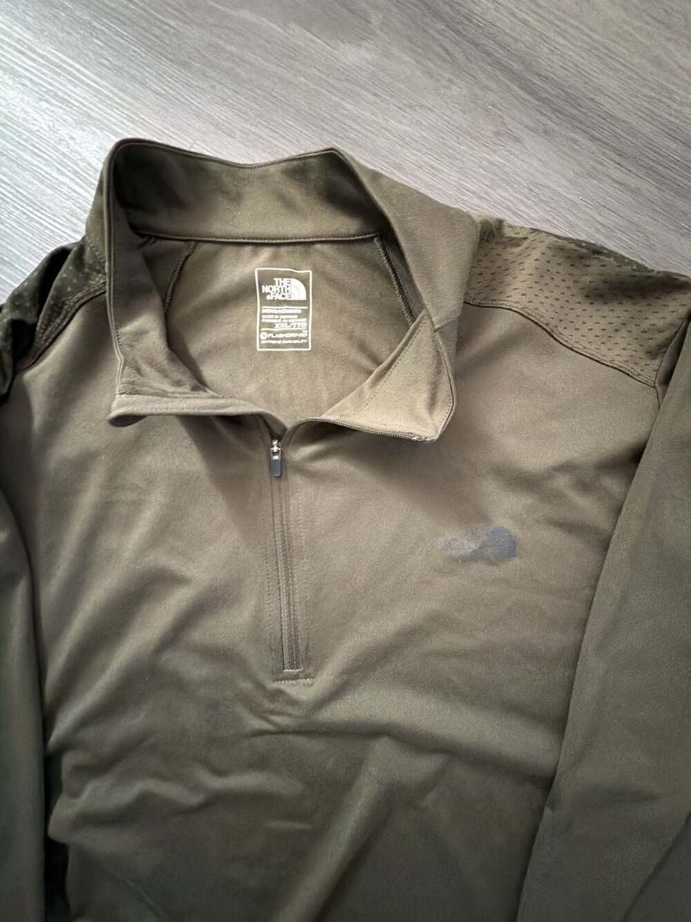 The North Face FlashDry-XD Men's 1/4 Zip Long Sleeve Performance Pullover Olive